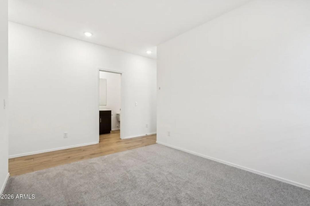 Real Estate Picture 20