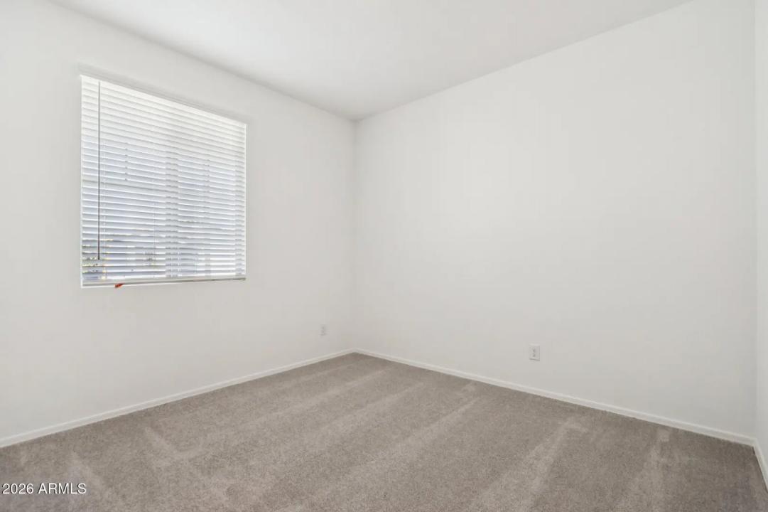 Real Estate Picture 27