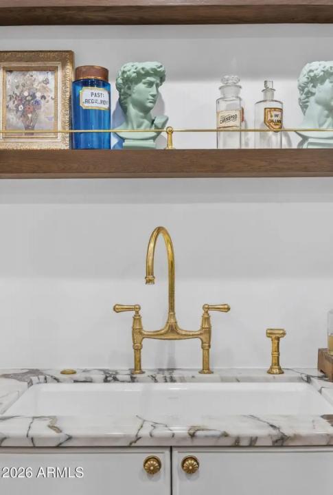 Real Estate Picture 5