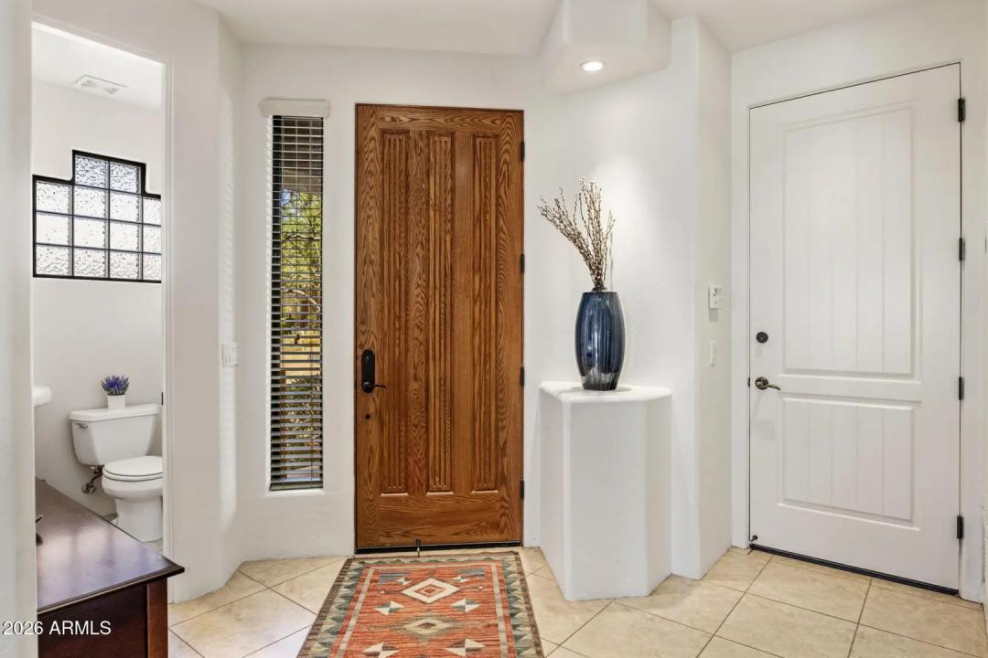 Real Estate Picture 5