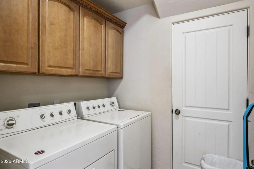 Real Estate Picture 16