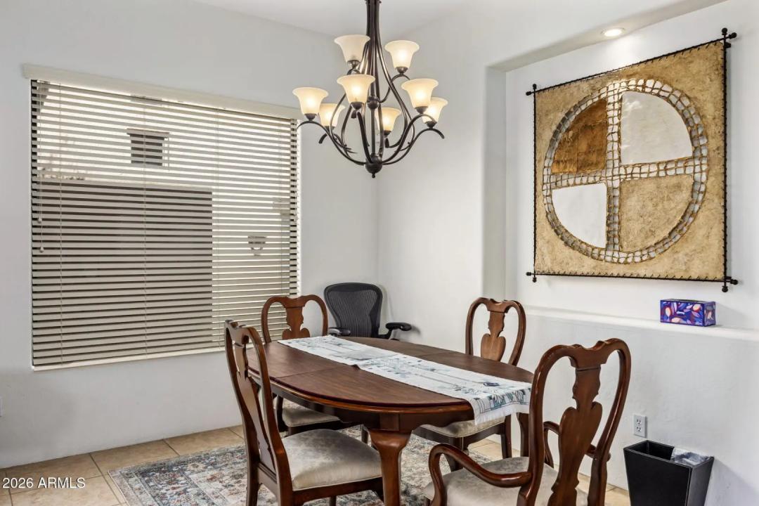 Real Estate Picture 14