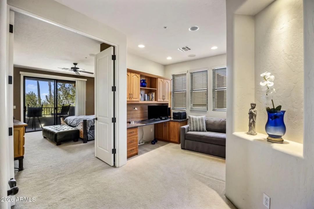 Real Estate Picture 17