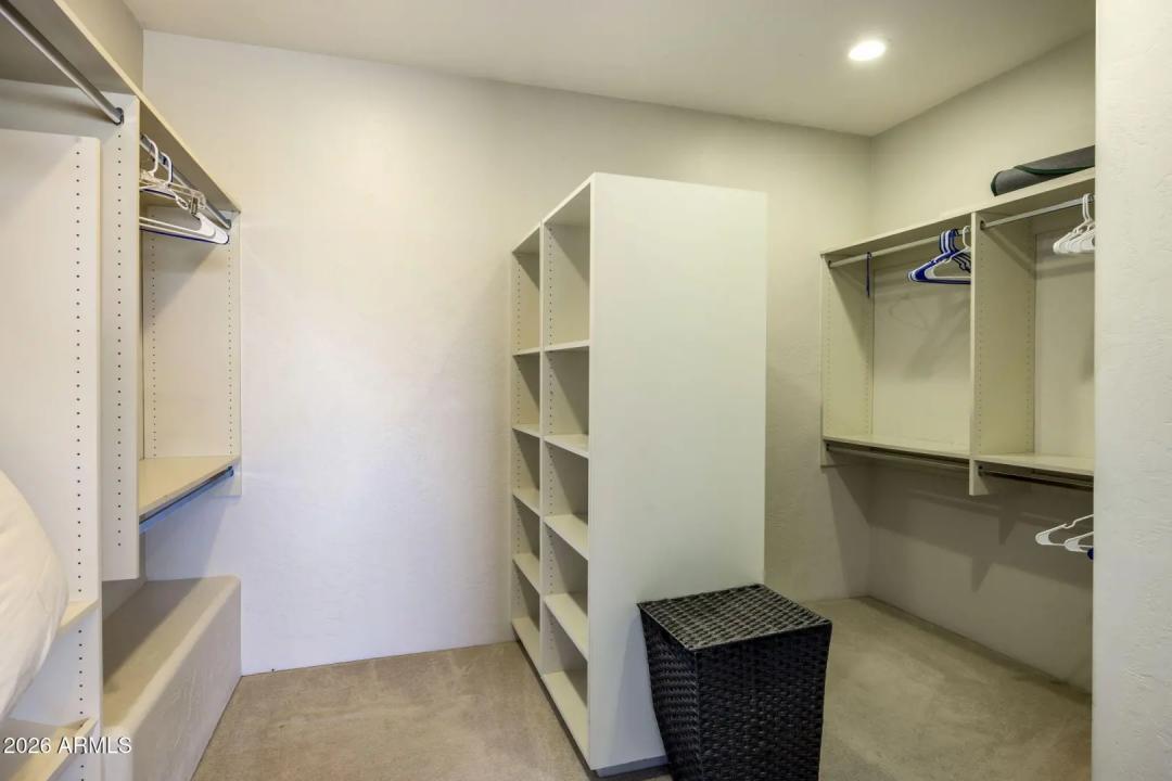 Real Estate Picture 27