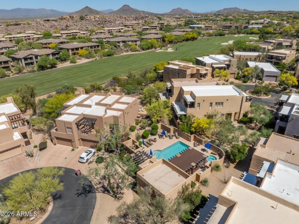 Real Estate Picture 36