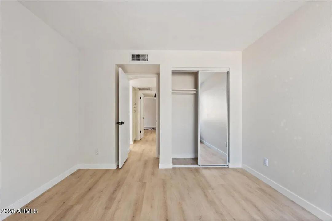 Real Estate Picture 11