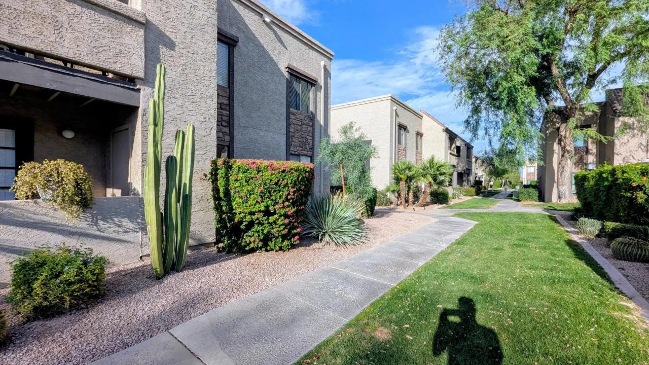 Real Estate Picture 25