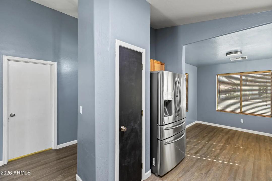 Real Estate Picture 26