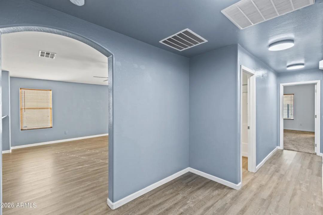 Real Estate Picture 10