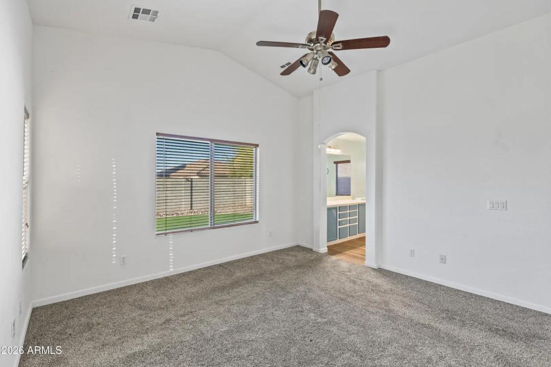 Real Estate Picture 15