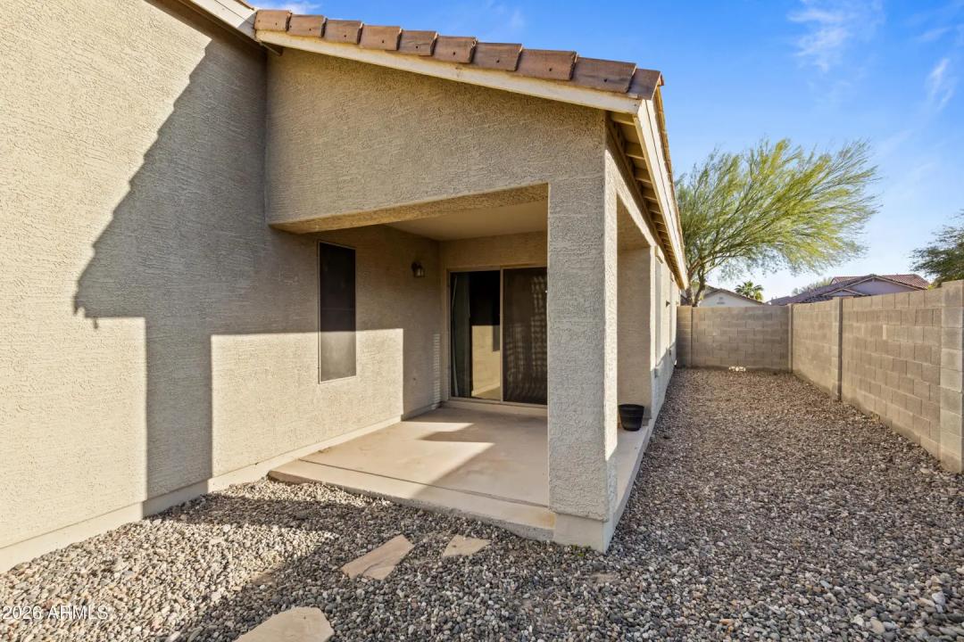 Real Estate Picture 25