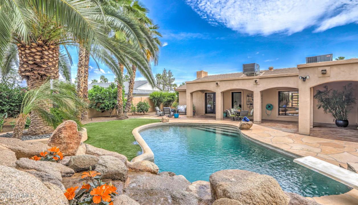 Real Estate Picture 2