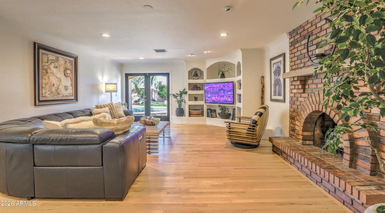 Real Estate Picture 34