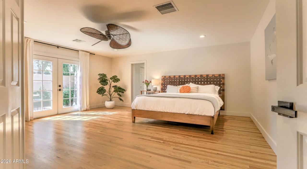 Real Estate Picture 3