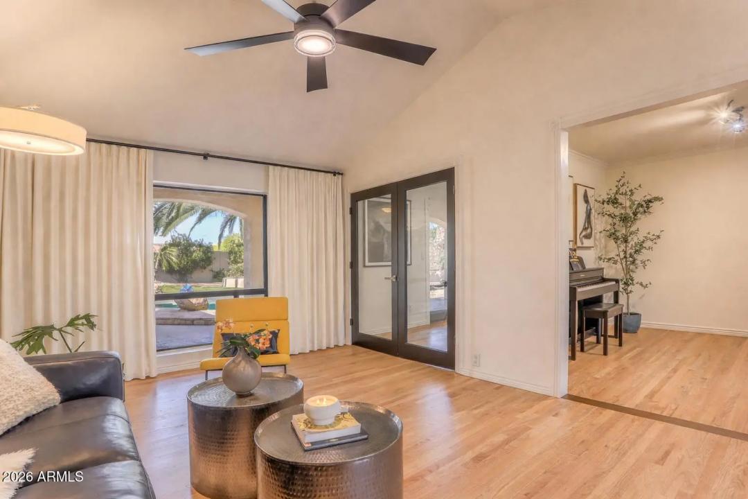 Real Estate Picture 37