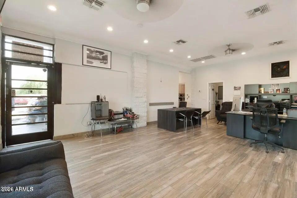 Real Estate Picture 6