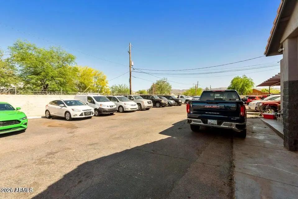 Real Estate Picture 12