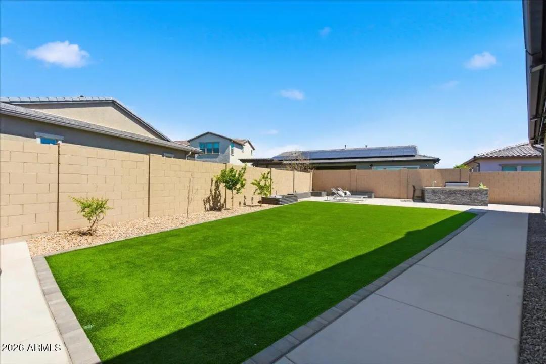 Real Estate Picture 40