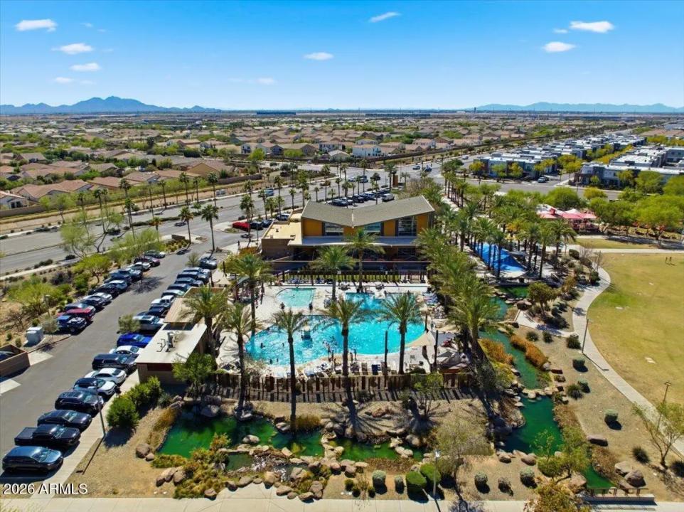 Real Estate Picture 48