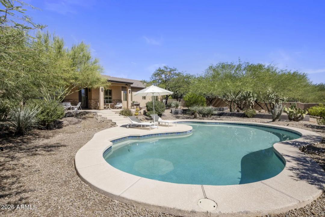 Real Estate Picture 32