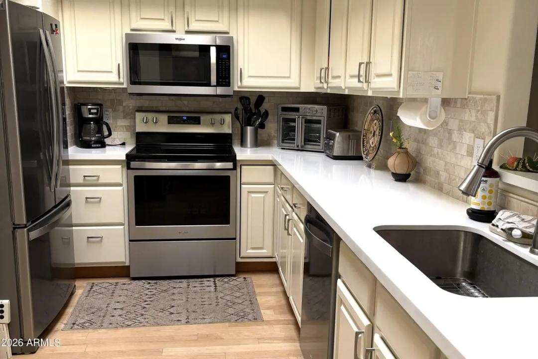 Real Estate Picture 1