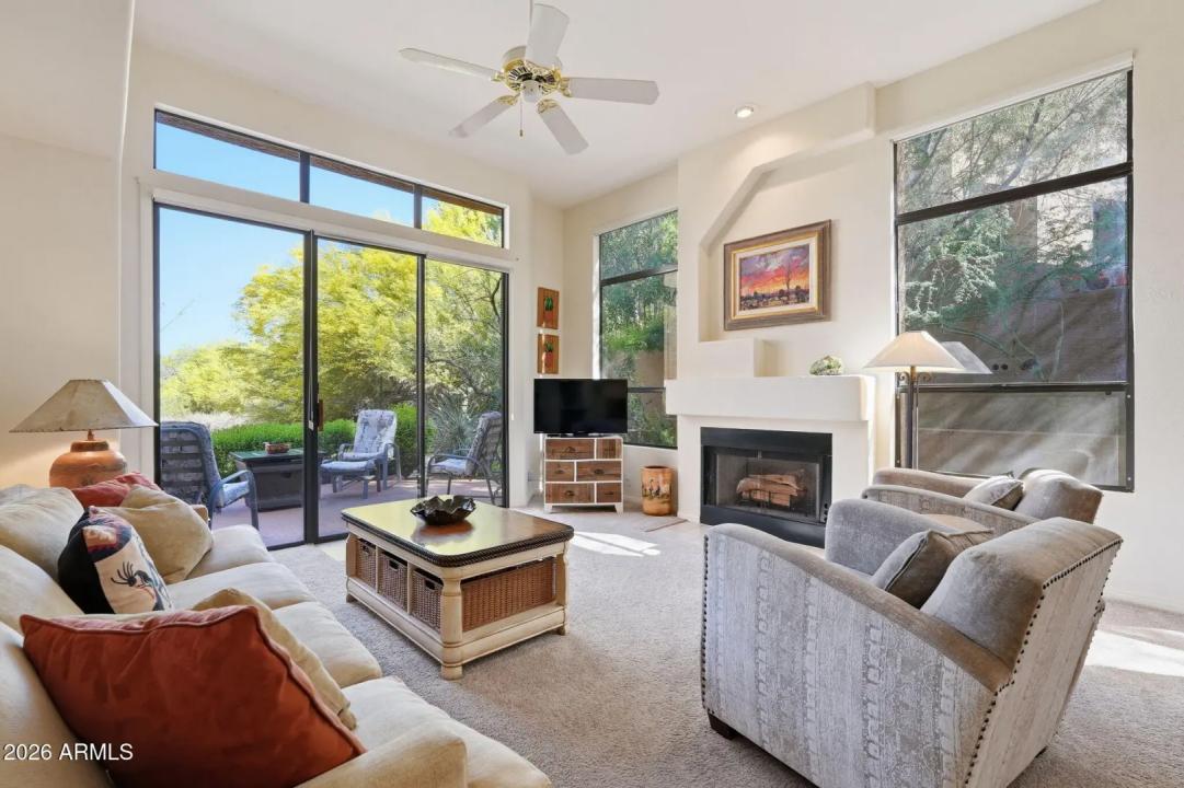 Real Estate Picture 3