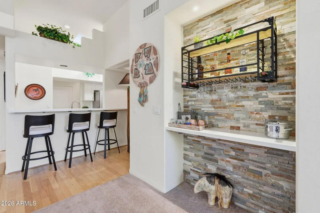 Real Estate Picture 22