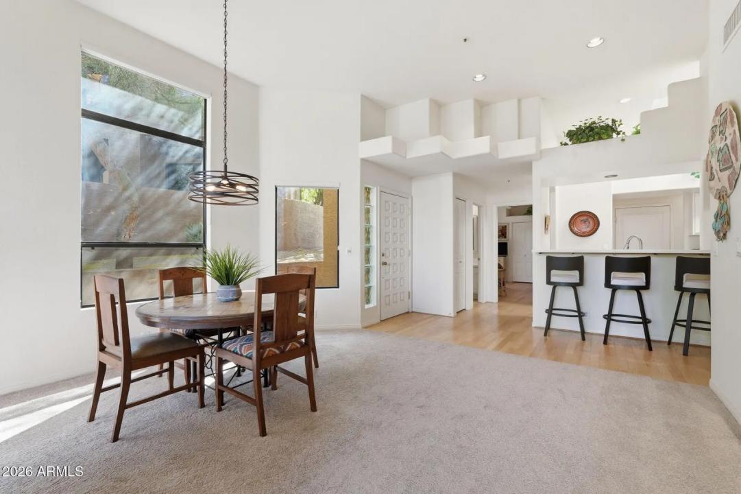 Real Estate Picture 15