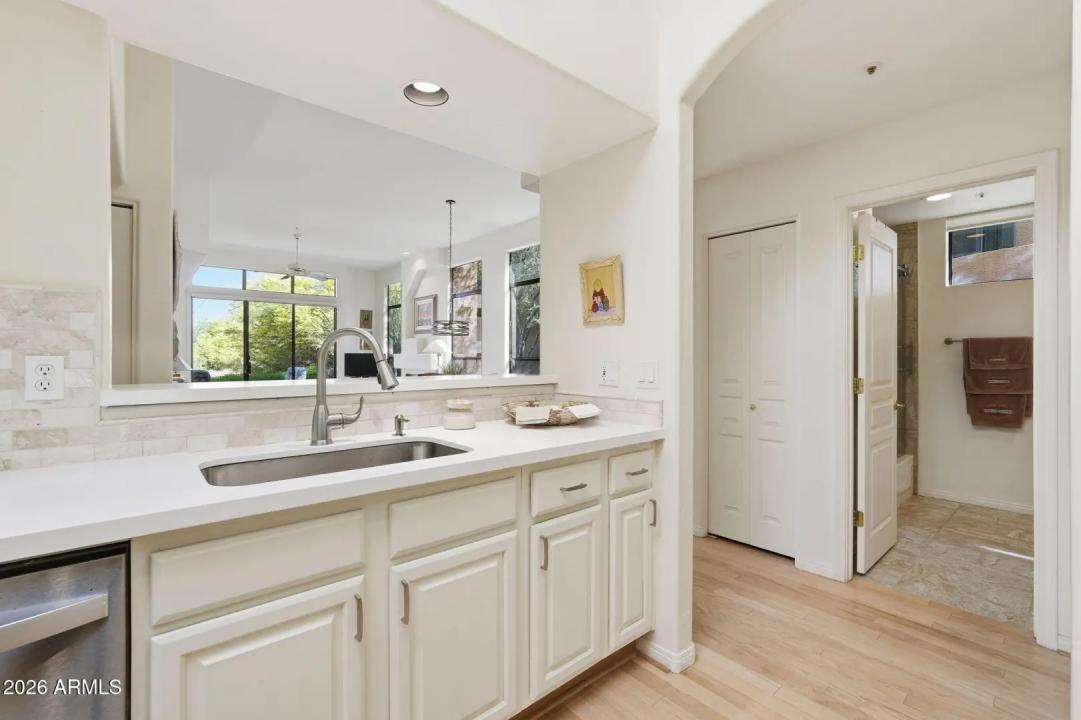 Real Estate Picture 27