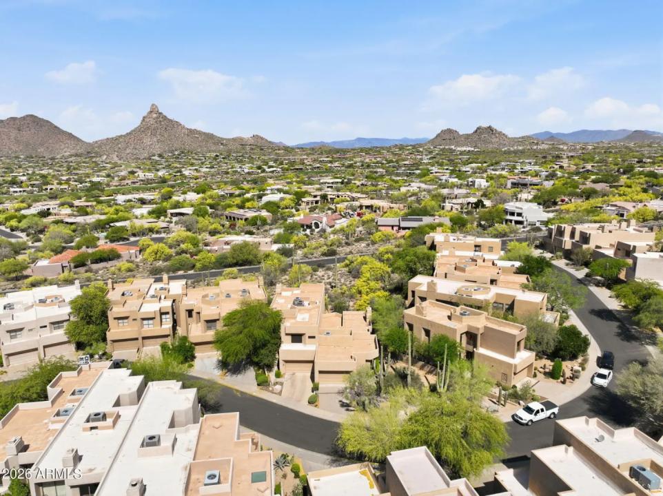 Real Estate Picture 42