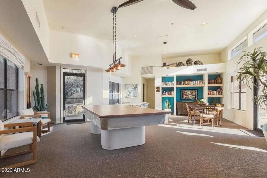 Real Estate Picture 50