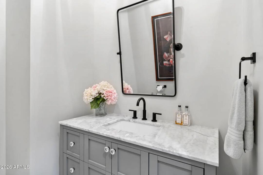 Real Estate Picture 27