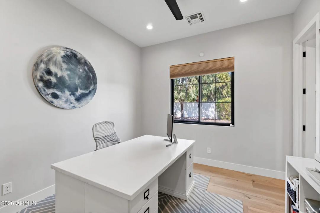 Real Estate Picture 42