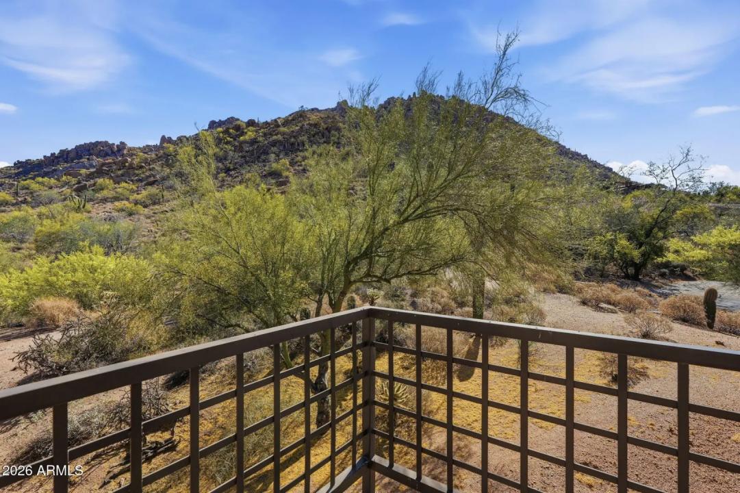 Real Estate Picture 33