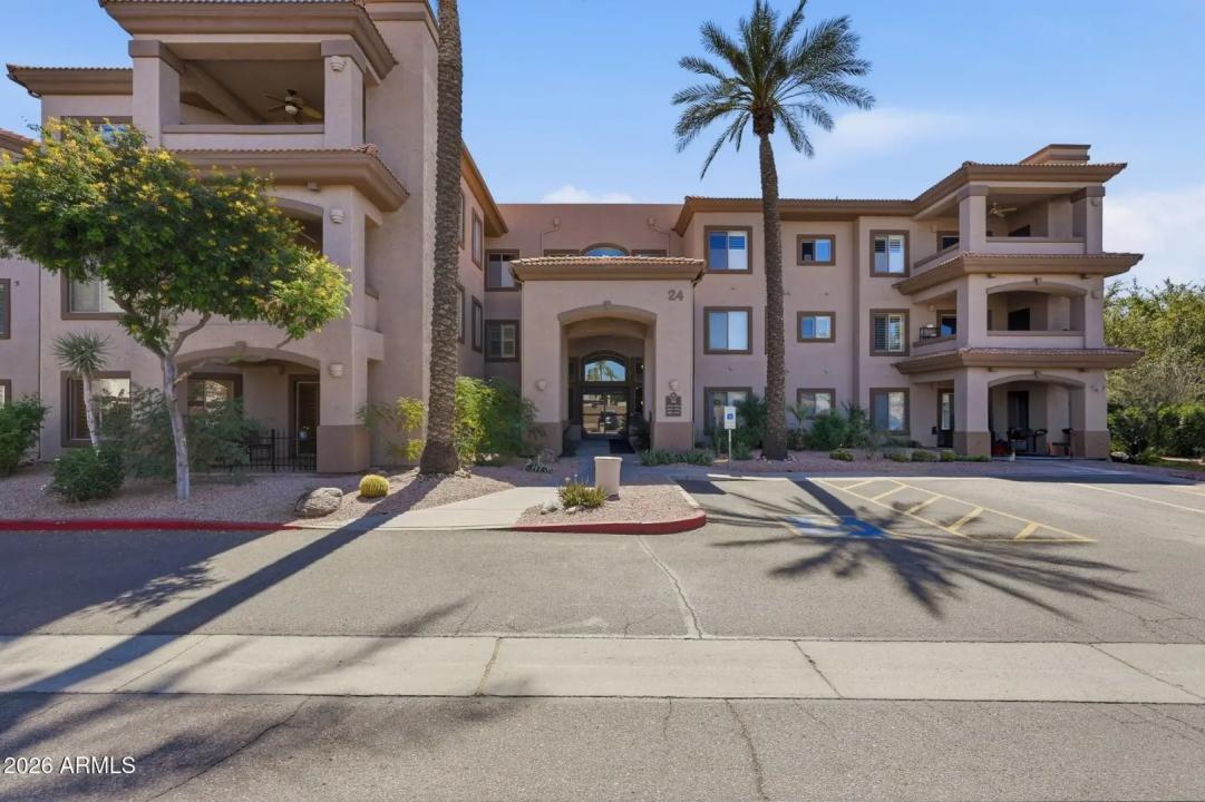 Real Estate Picture 7