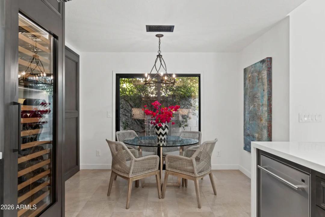 Real Estate Picture 18