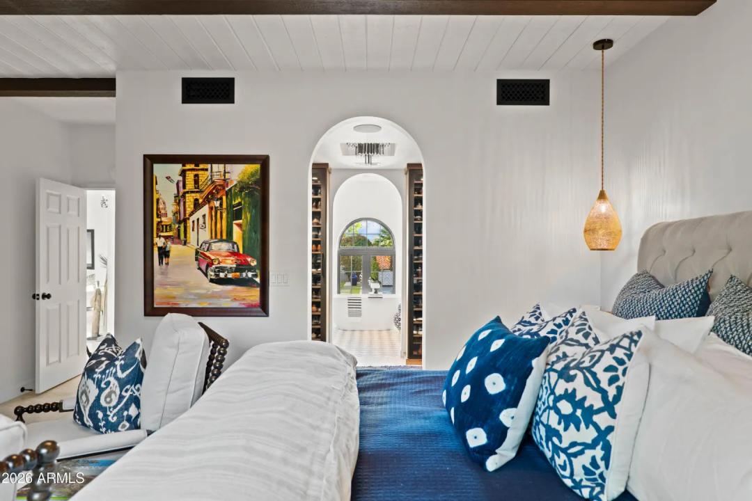 Real Estate Picture 20