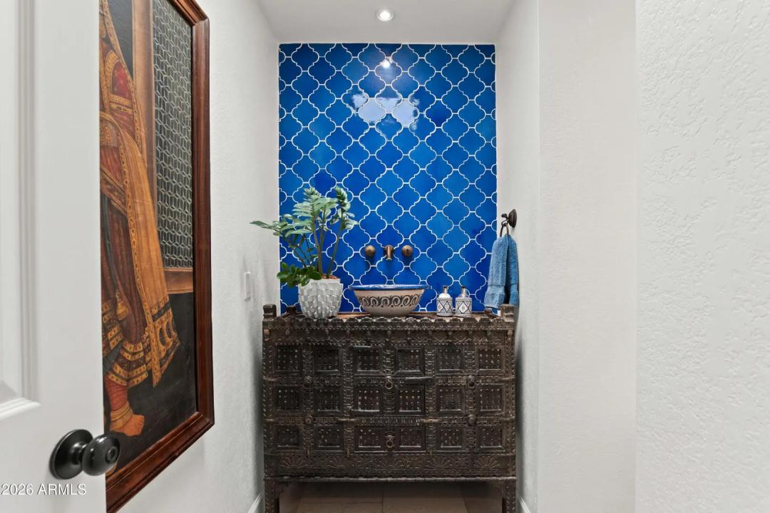 Real Estate Picture 10