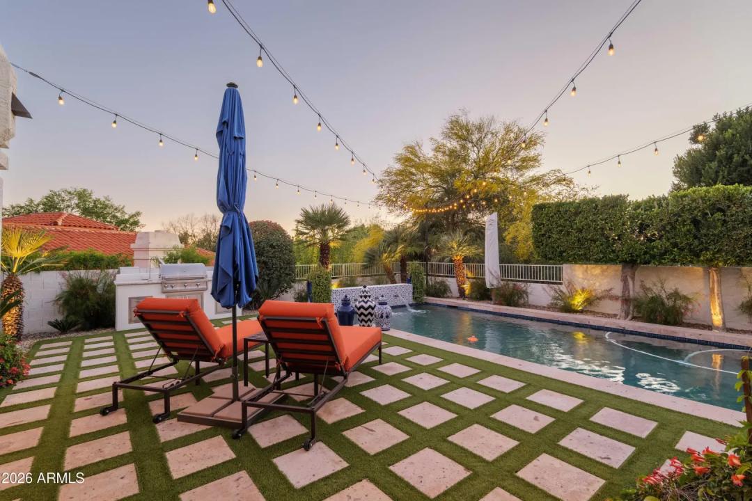 Real Estate Picture 2