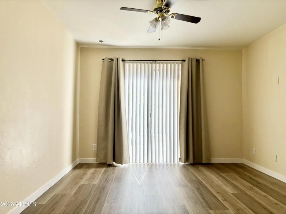 Real Estate Picture 22