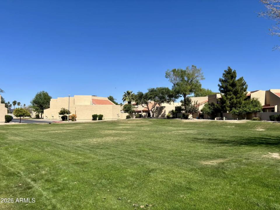 Real Estate Picture 24