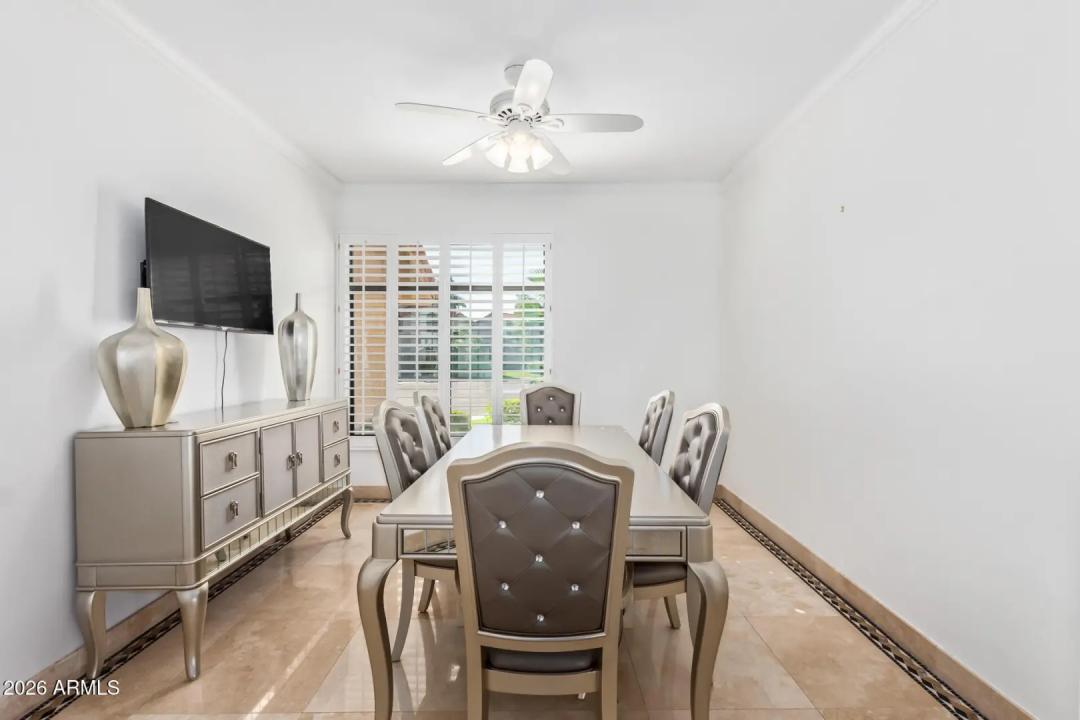 Real Estate Picture 13