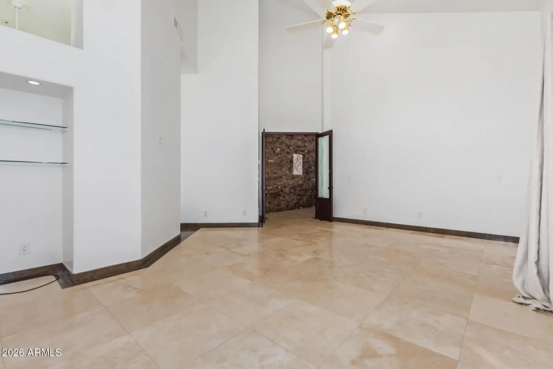 Real Estate Picture 29
