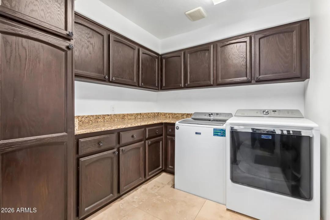 Real Estate Picture 31