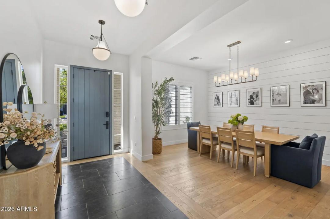 Real Estate Picture 6