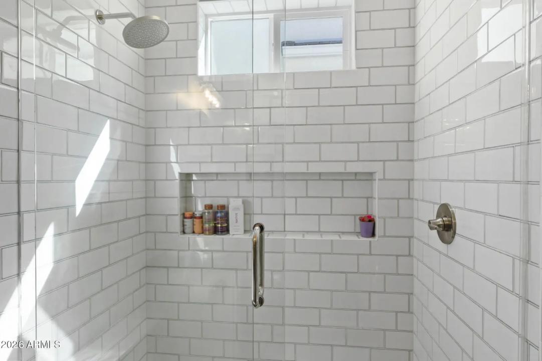 Real Estate Picture 29