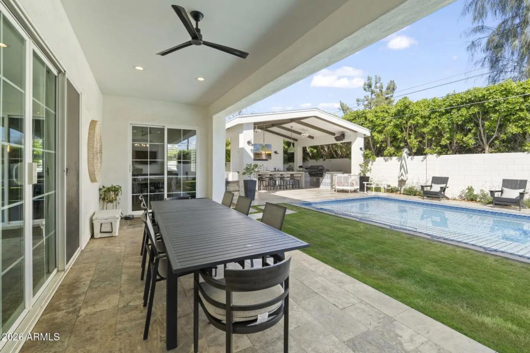 Real Estate Picture 43