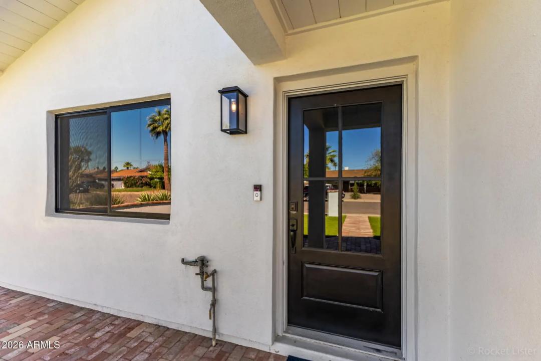 Real Estate Picture 2