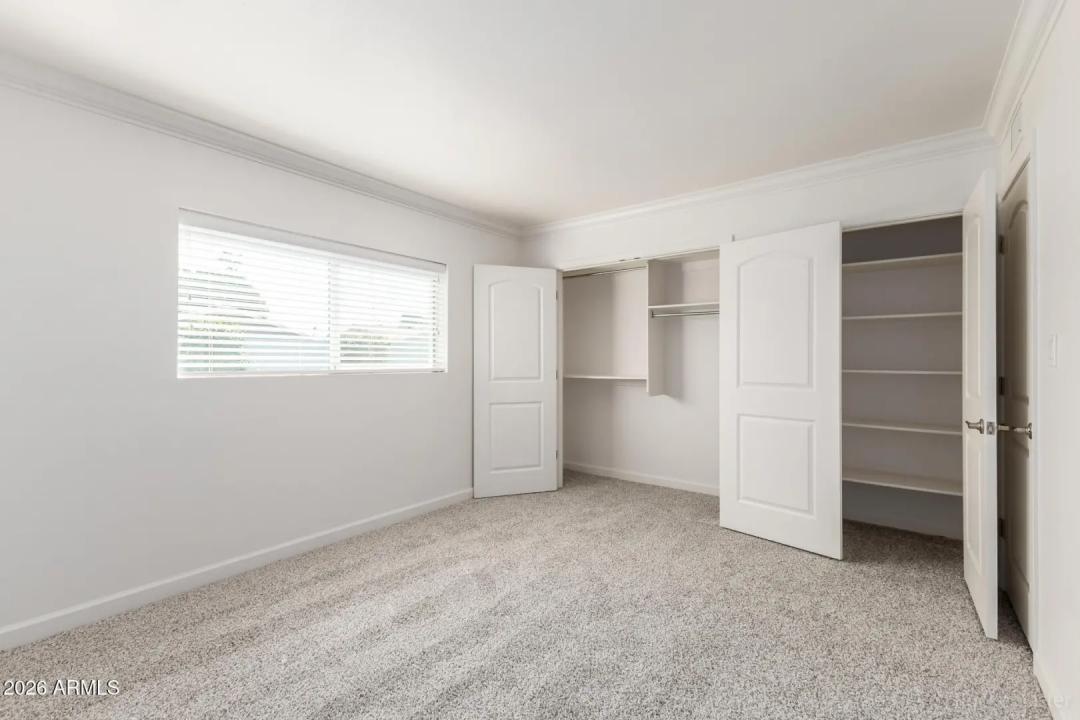 Real Estate Picture 17