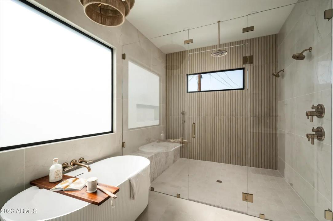 Real Estate Picture 27